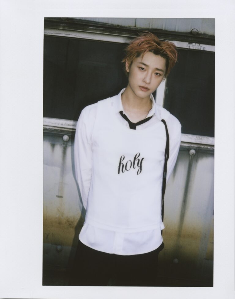 Woodz 2026 K-pop comeback with Drowning live stage performance