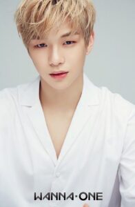 Kang Daniel announces his February 2026 military enlistment, bidding farewell to fans with gratitude.