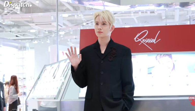 EVAN waves to fans during his participation in a brand store opening event in Seongsu-dong, eastern Seoul, on April 22.
