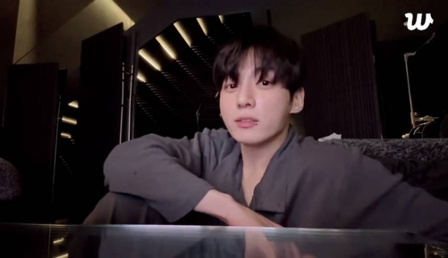 Jungkook appears on Weverse to speak out the controversy