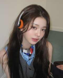 Jang Wonyoung of IVE poses for a camera.