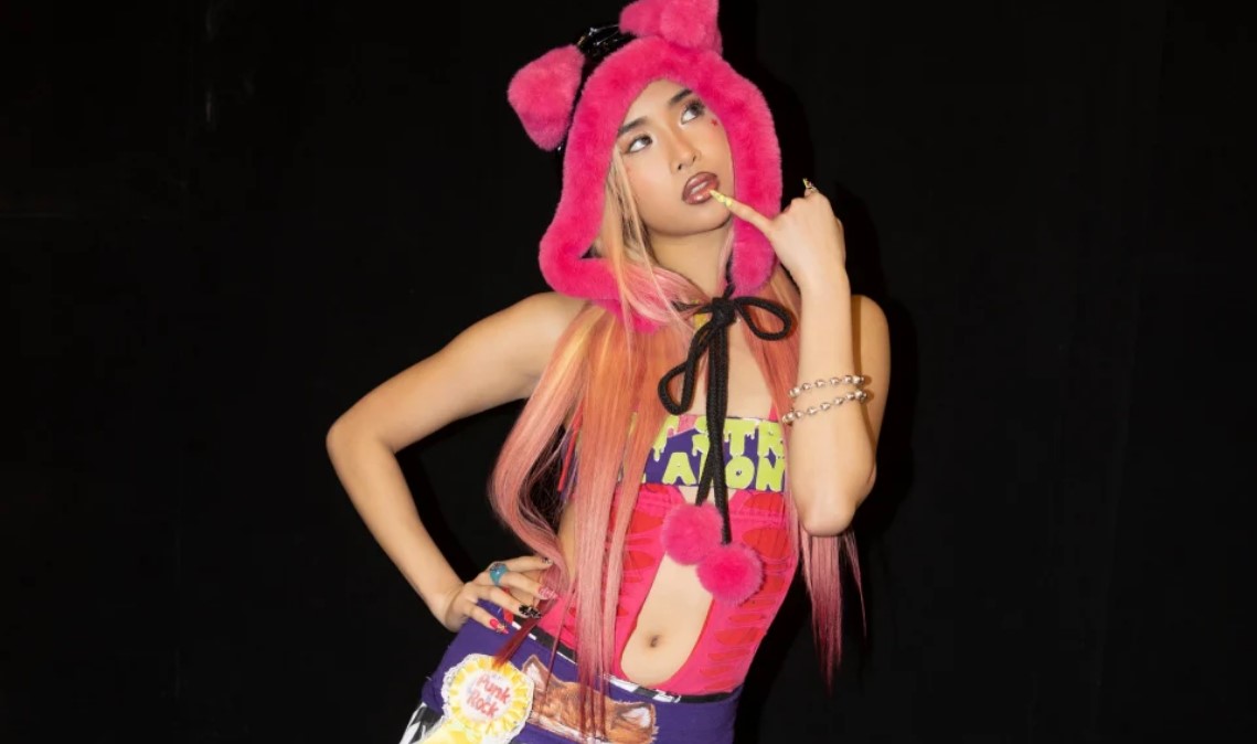 KATSEYE Comeback Builds Buzz as ‘PINKY UP’ Teasers Drop • K-popBreaking