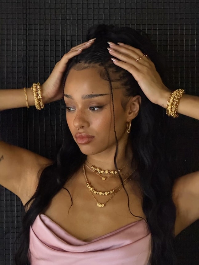 KARSEYE Manon exit rumors