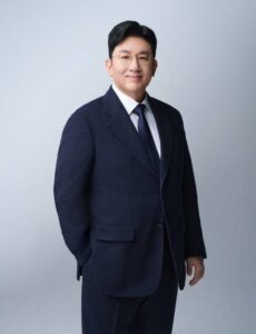 HYBE Chairman Bang Si-hyuk