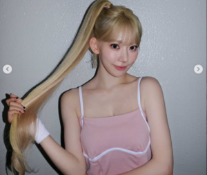 LE SSERAFIM Japanese member Sakura
